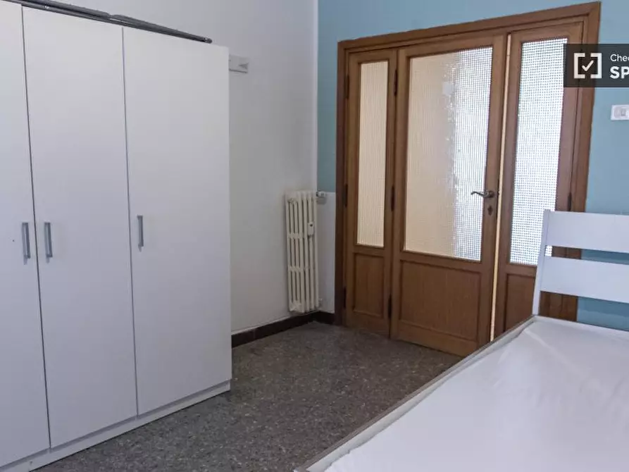 Immagine 15 di Camera condivisa in affitto  in Via Tripolitania a Roma