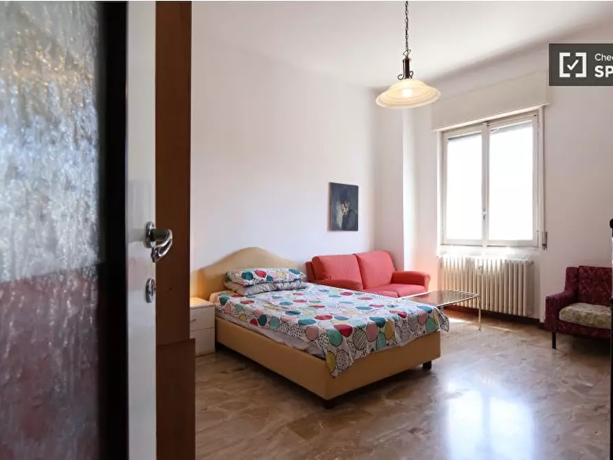 Immagine 1 di Camera condivisa in affitto  in Corso di Porta Ticinese a Milano