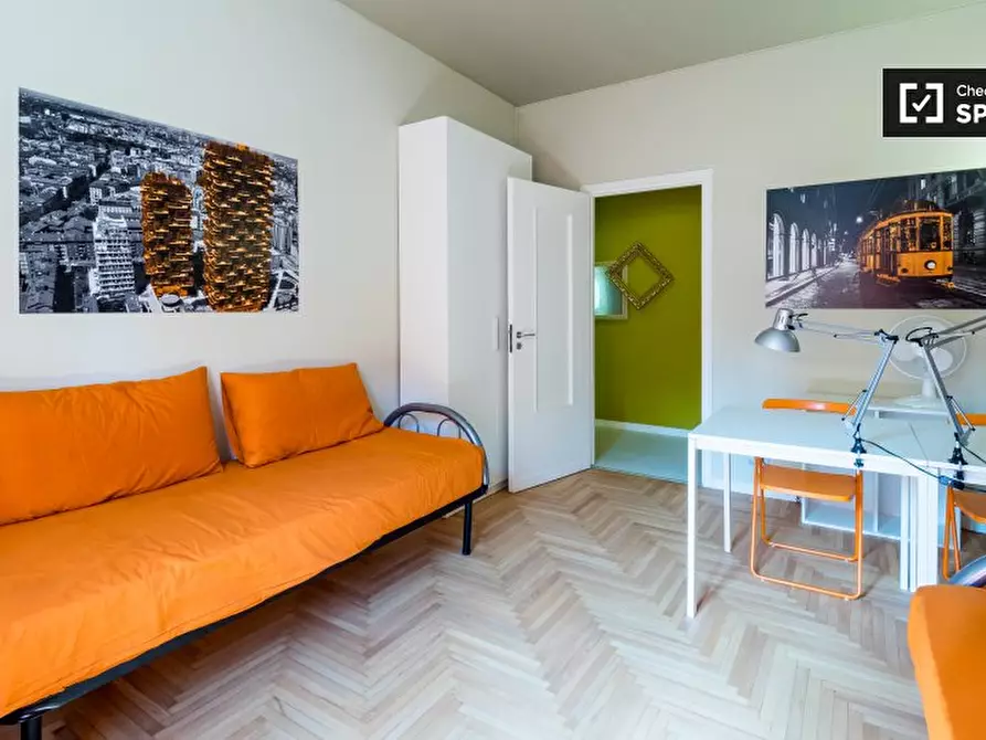 Immagine 3 di Camera condivisa in affitto  in Via dei Biancospini a Milano