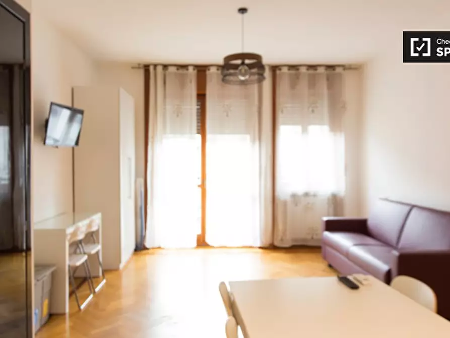 Immagine 2 di Appartamento in affitto  in Via Giovanni Battista Pergolesi a Milano