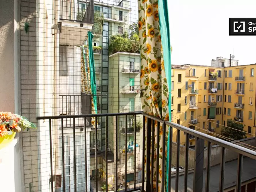 Immagine 16 di Camera condivisa in affitto  in Viale Papiniano a Milano