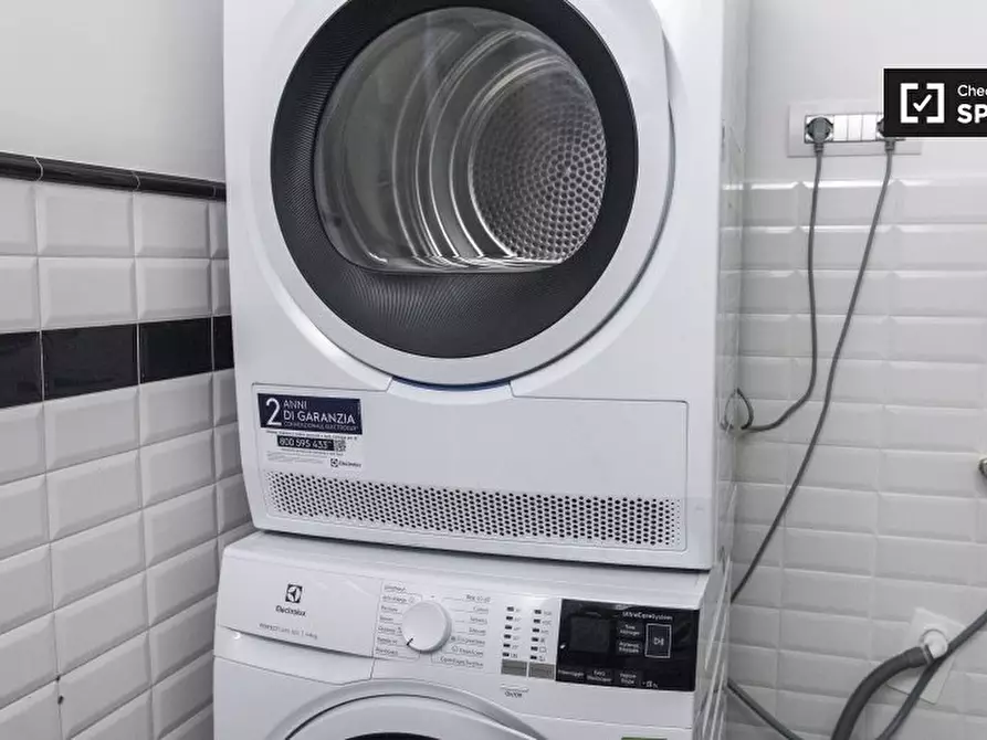 Immagine 6 di Appartamento in affitto  in Via Volturno a Roma