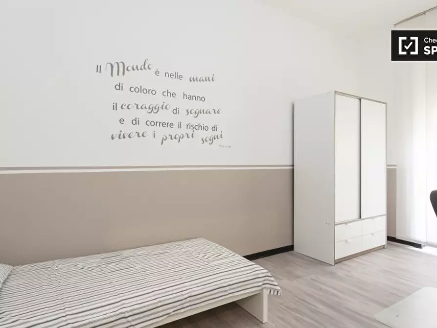 Immagine 1 di Camera condivisa in affitto  in Via Vincenzo Monti a Milano