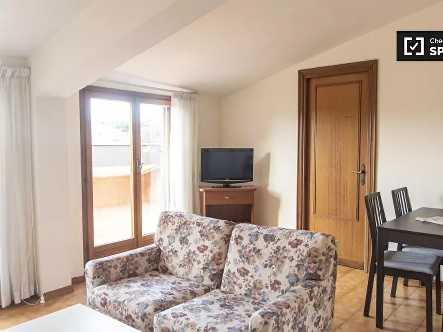 Immagine 9 di Appartamento in affitto  in Via Ildebrando Vivanti a Roma