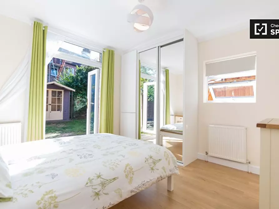 Immagine 18 di Appartamento in affitto  in Heath Rd, Harrow HA1 4DA, UK a Harrow