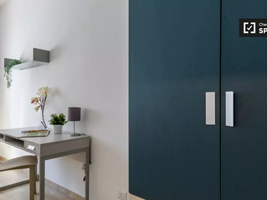 Immagine 5 di Camera condivisa in affitto  in Via Maniago a Milano