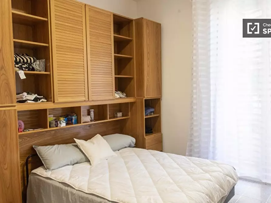 Immagine 4 di Camera condivisa in affitto  in Via Principe Eugenio a Roma