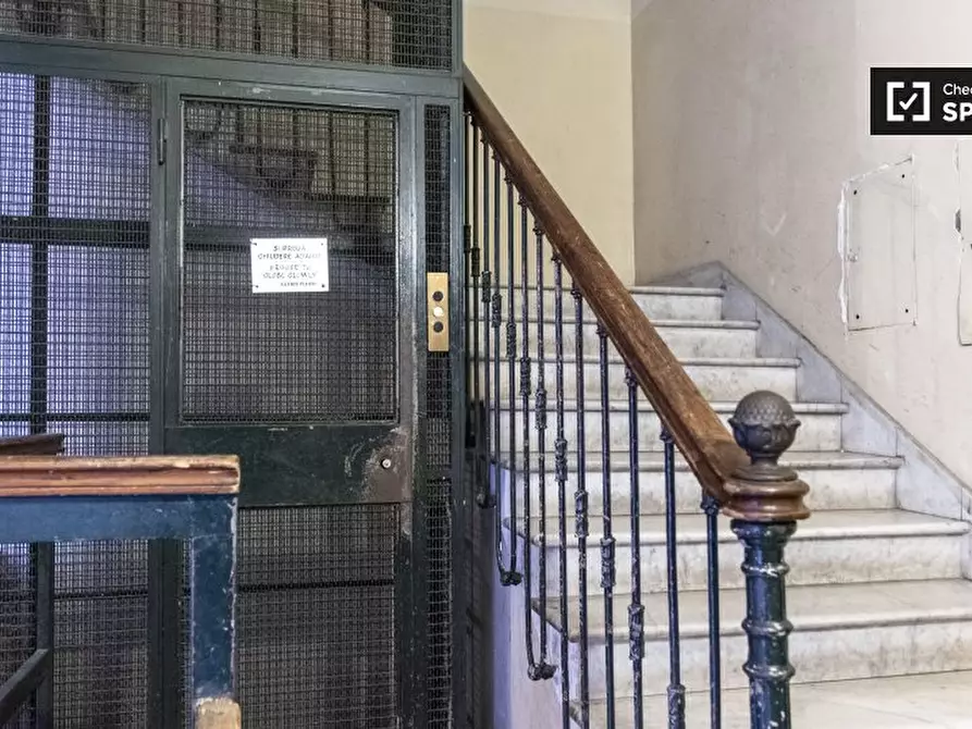 Immagine 16 di Camera condivisa in affitto  in Via Castelfidardo, 00185 Roma RM, Italy a Roma