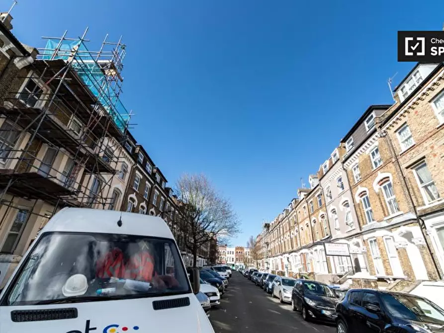 Immagine 19 di Camera condivisa in affitto  in E St Julian's Rd, North Maida Vale, London NW6 7LA, UK a Camden Town