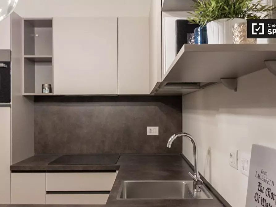 Immagine 10 di Appartamento in affitto  in Via Podgora a Milano