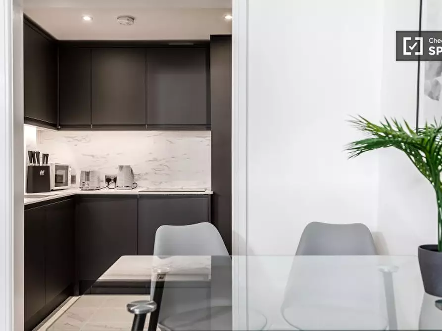 Immagine 2 di Appartamento in affitto  in Grenbeck Court a Kensington
