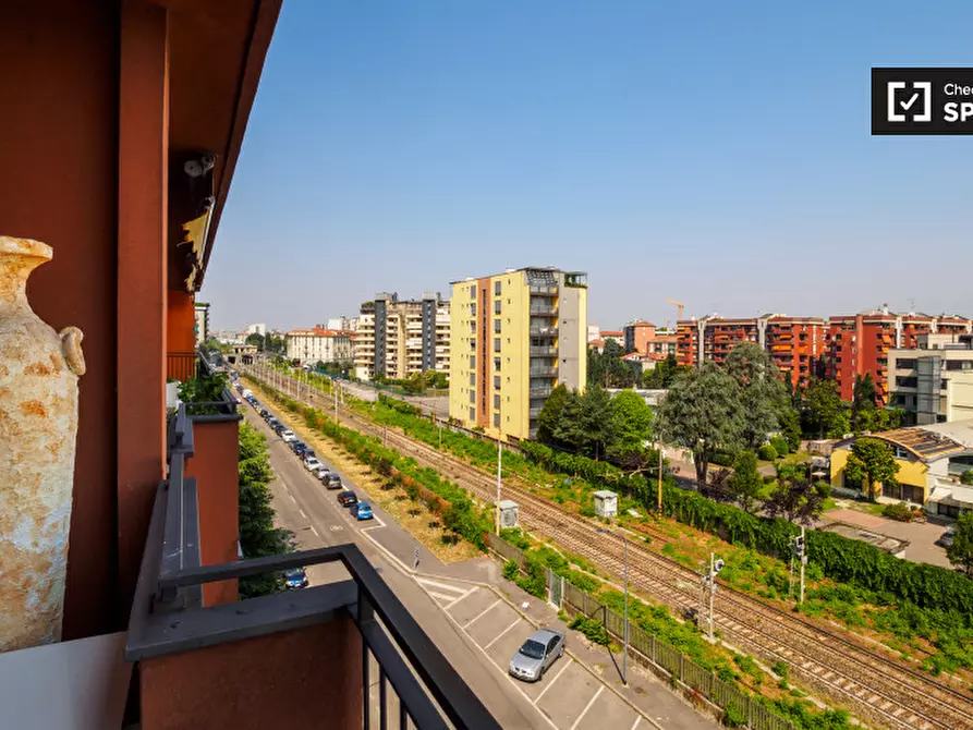 Immagine 6 di Camera condivisa in affitto  in Via Leo Longanesi a Milano