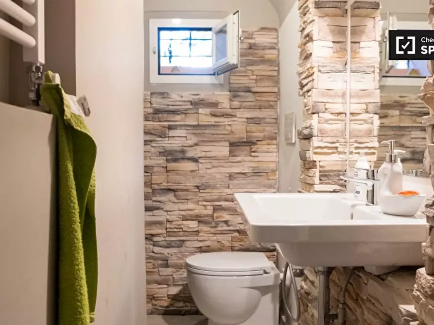 Immagine 8 di Appartamento in affitto  in Via dei Giovi a Roma