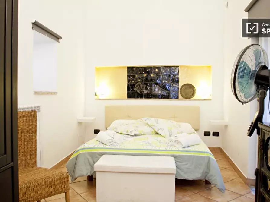 Immagine 10 di Appartamento in affitto  in Via di San Martino ai Monti a Roma