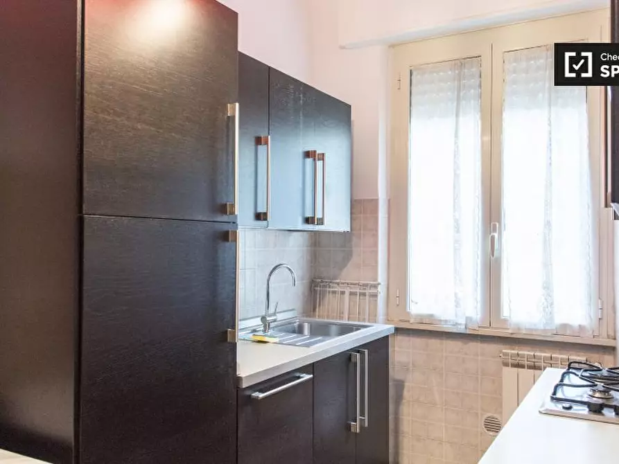 Immagine 10 di Camera condivisa in affitto  in Via Portuense a Roma