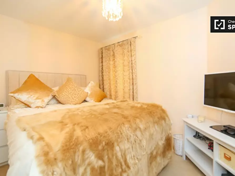 Immagine 13 di Appartamento in affitto  in Lewin Terrace a Hounslow