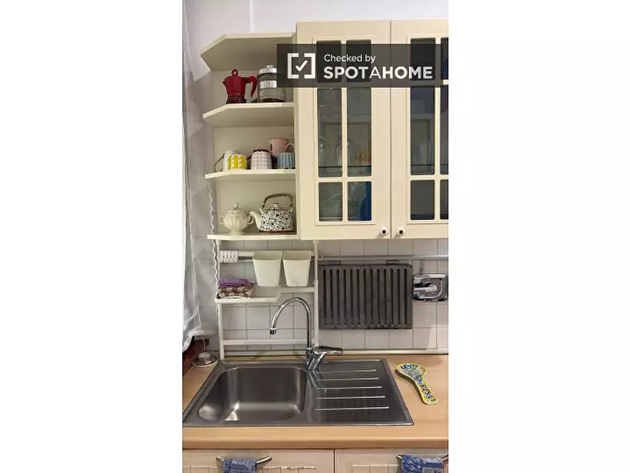 Immagine 11 di Appartamento in affitto  in Via Luigi Lilio a Roma