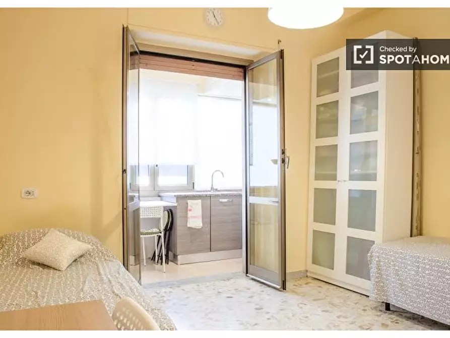 Immagine 3 di Ufficio in affitto  in Viale dello Scalo di San Lorenzo a Roma