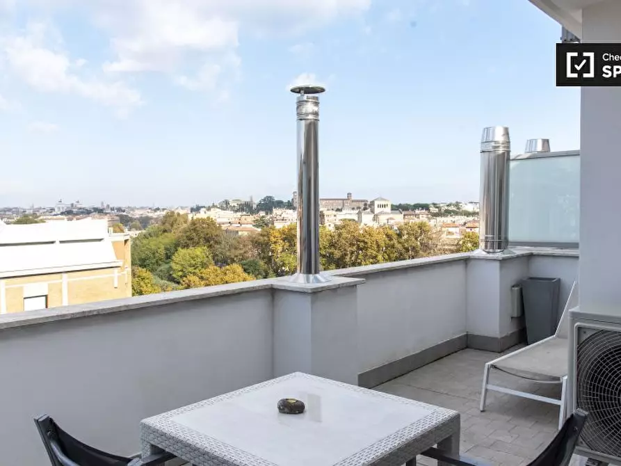 Immagine 5 di Appartamento in affitto  in Via Portuense a Roma