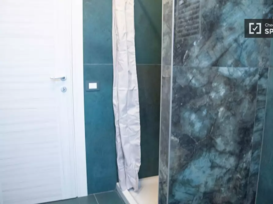 Immagine 8 di Ufficio in affitto  in Via del Forte Braschi a Roma