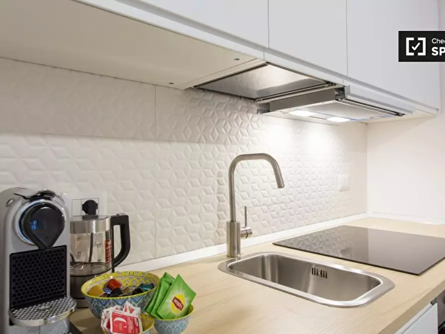 Immagine 2 di Appartamento in affitto  in Via Pietro Crespi a Milano