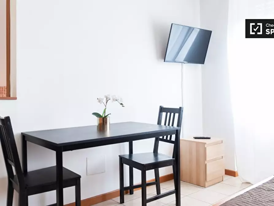 Immagine 3 di Ufficio in affitto  in Viale della Venezia Giulia a Roma