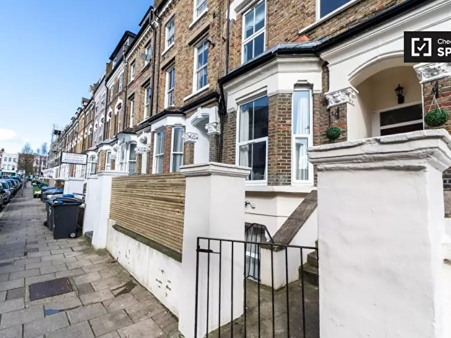 Immagine 18 di Camera condivisa in affitto  in E St Julian's Rd, North Maida Vale, London NW6 7LA, UK a Camden Town