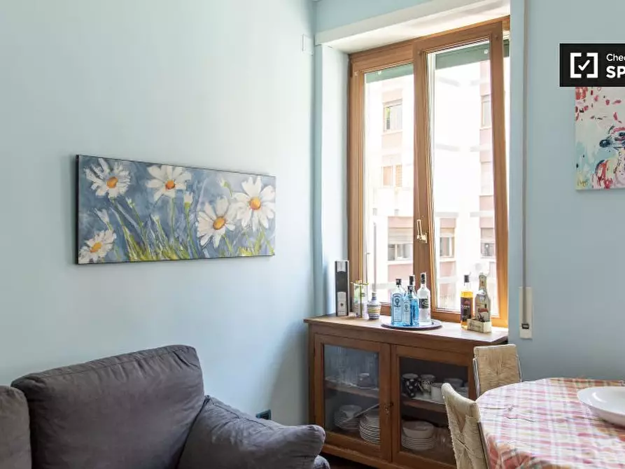 Immagine 18 di Camera condivisa in affitto  in Via Leone IX a Roma