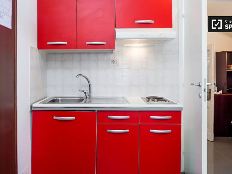 Immagine 7 di Ufficio in affitto  in Via della Chiesa Rossa a Milano