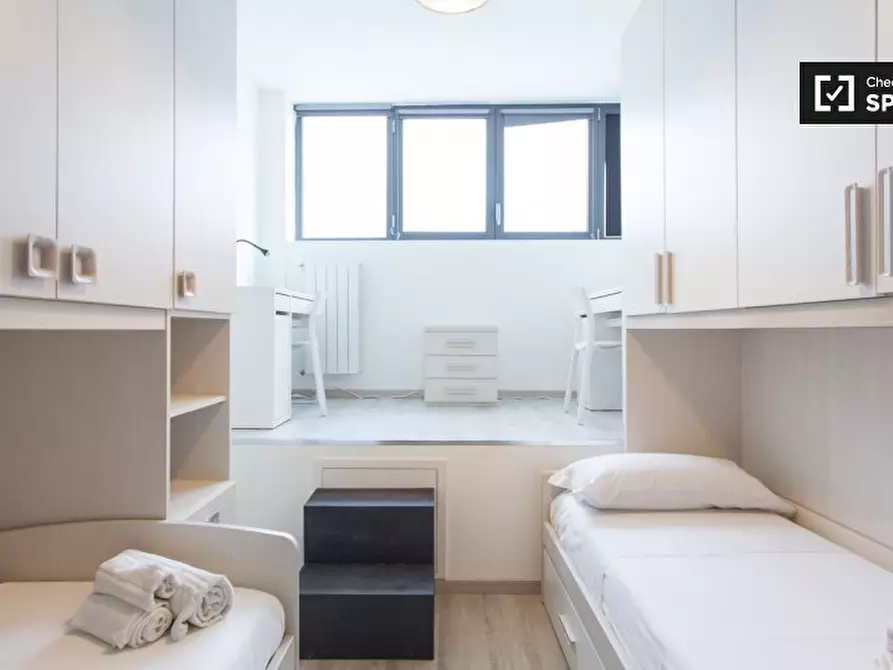 Immagine 17 di Camera condivisa in affitto  in Via Acerenza a Milano