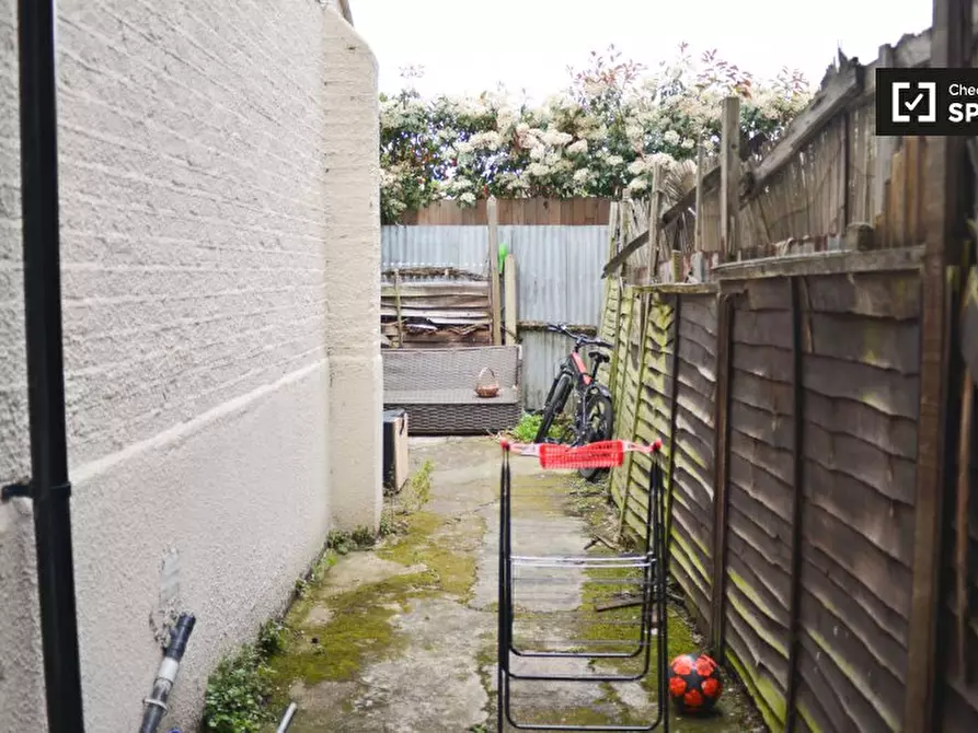 Immagine 14 di Camera condivisa in affitto  in Heyford Terrace a Lambeth