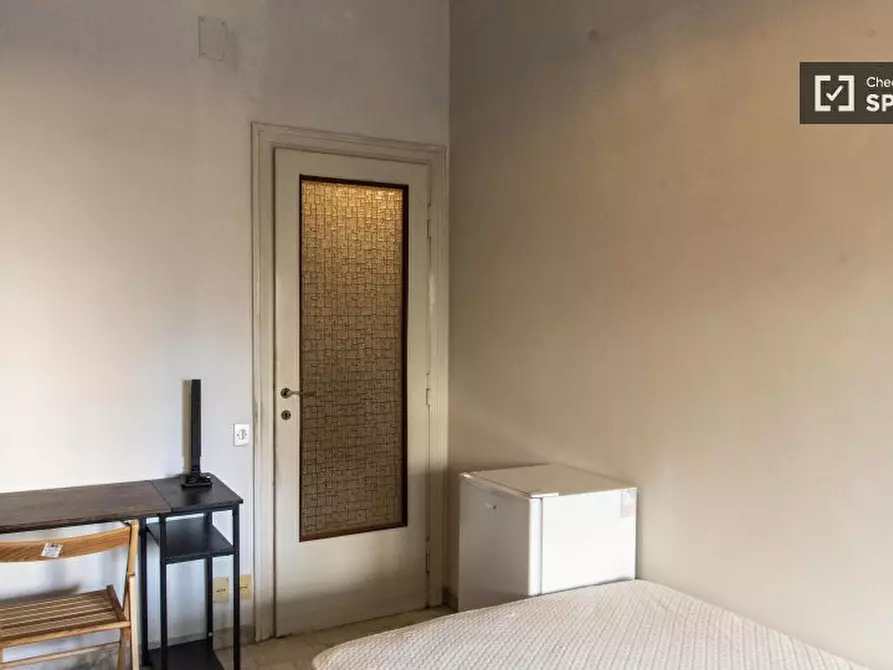 Immagine 12 di Camera condivisa in affitto  in Via dei Radiotelegrafisti a Roma