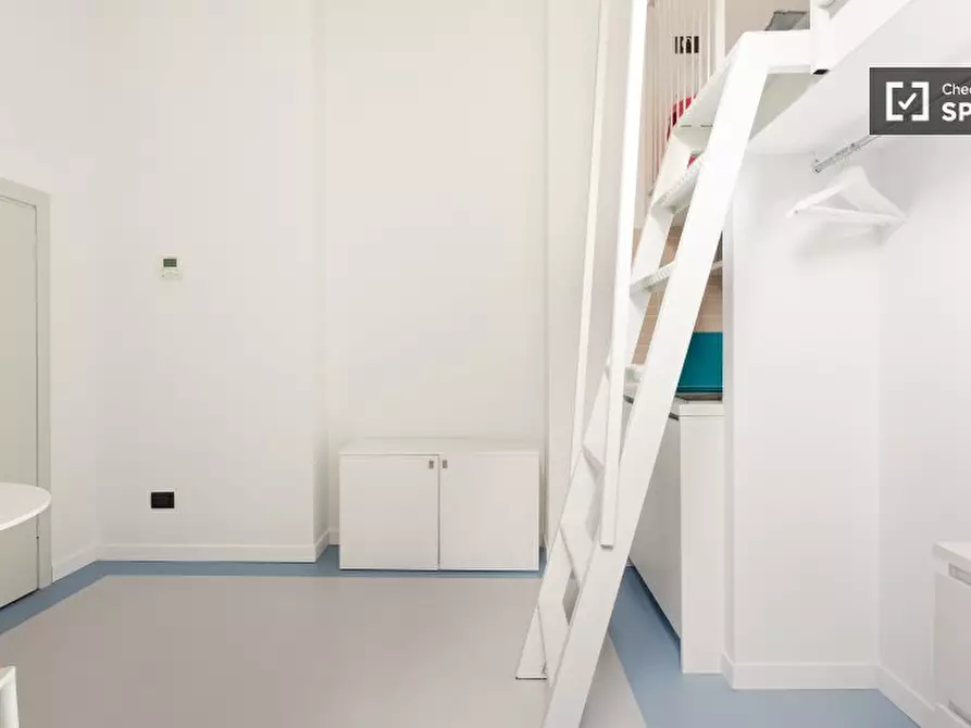 Immagine 5 di Ufficio in affitto  in Corso Magenta a Milano