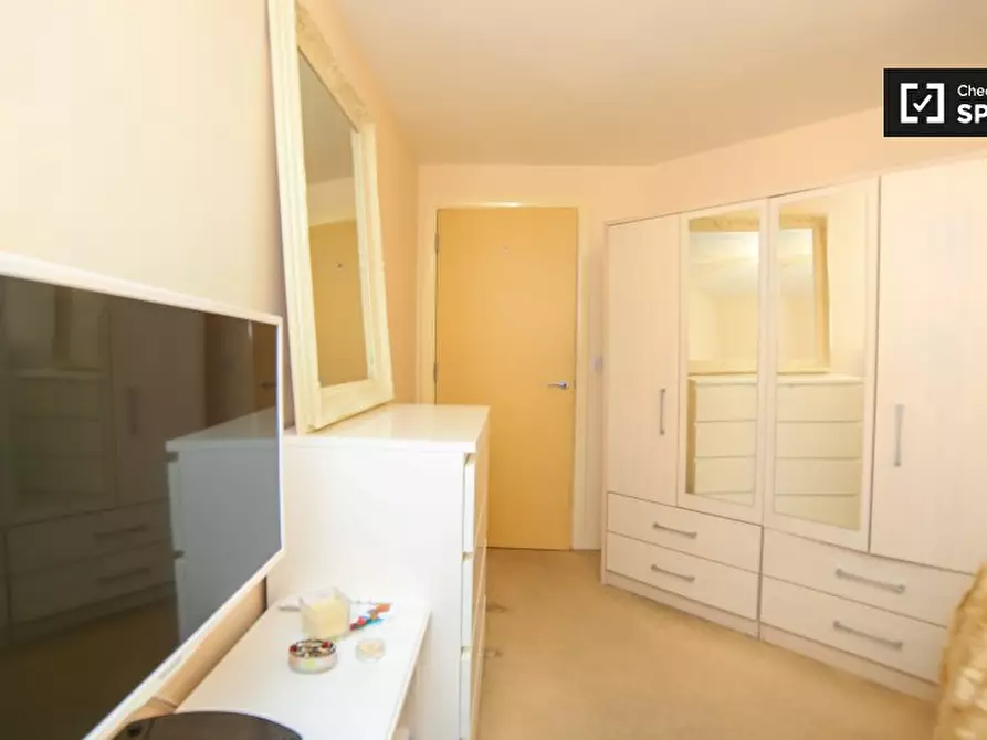 Immagine 17 di Appartamento in affitto  in Lewin Terrace a Hounslow