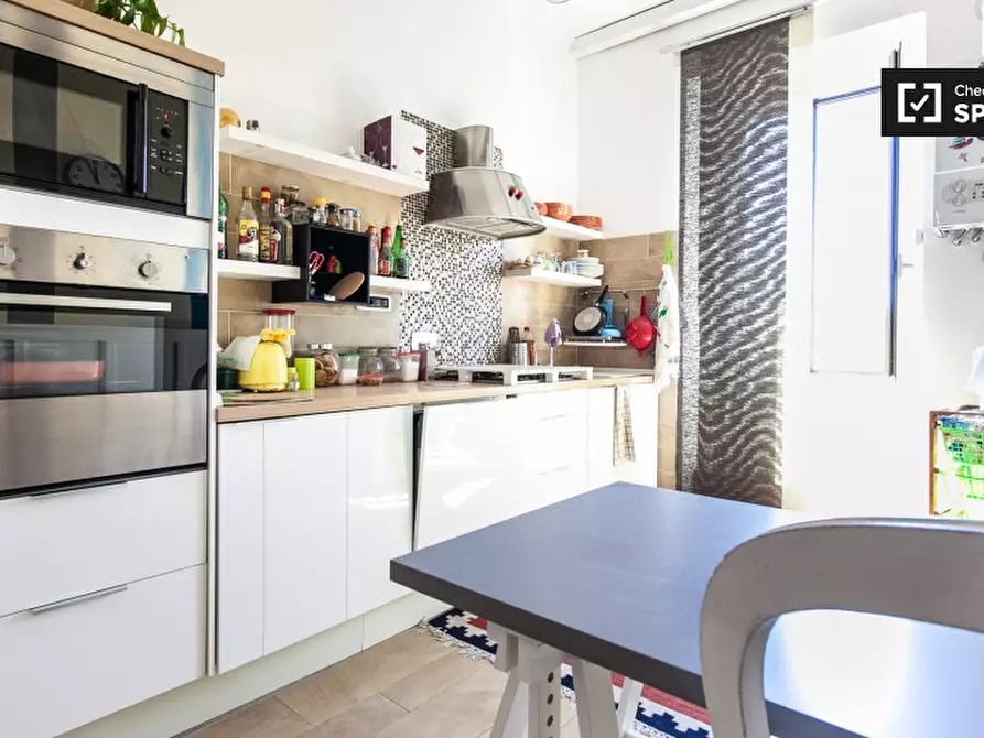 Immagine 6 di Camera condivisa in affitto  in Via Francesco Baracca a Roma