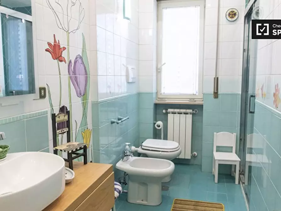 Immagine 5 di Camera condivisa in affitto  in Viale Somalia a Roma