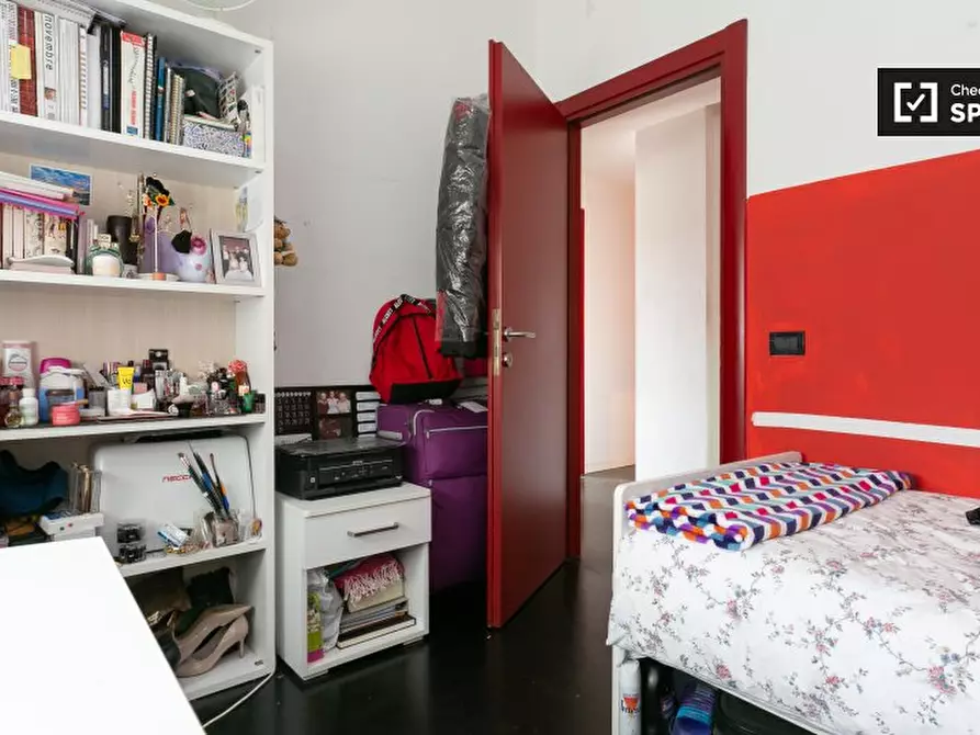 Immagine 3 di Camera condivisa in affitto  in Viale Liguria a Milano