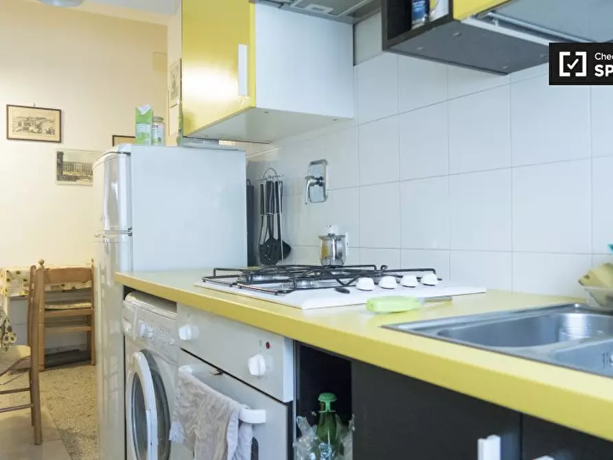 Immagine 6 di Camera condivisa in affitto  in Via Giuseppe Arimondi a Roma