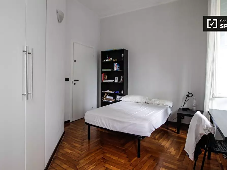 Immagine 2 di Camera condivisa in affitto  in Corso S. Maurizio a Torino