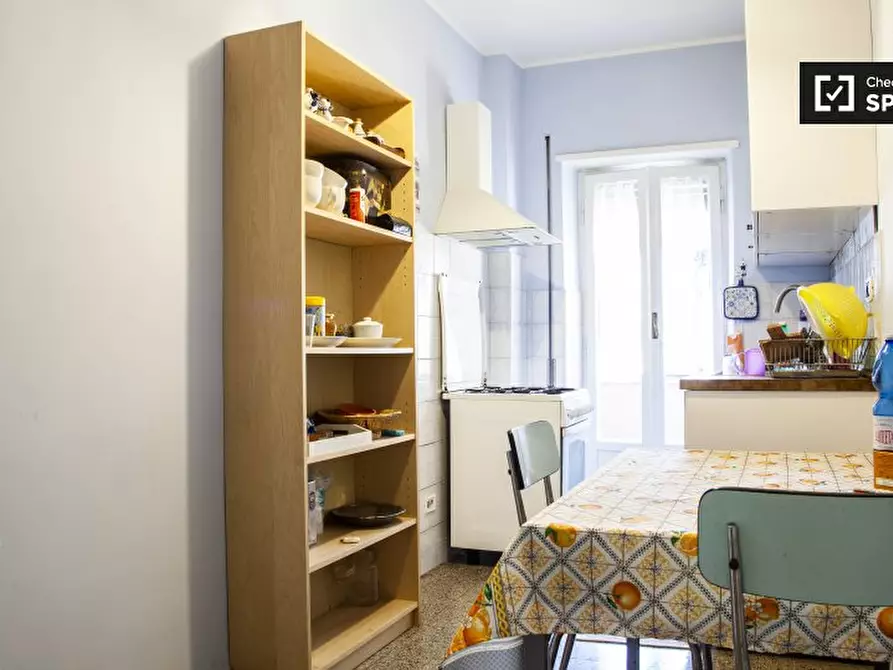 Immagine 6 di Camera condivisa in affitto  in Via Pietro Mengoli a Roma