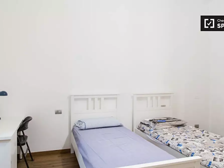 Immagine 2 di Camera condivisa in affitto  in Viale Lombardia, 20131 Milano MI, Italy a Milano