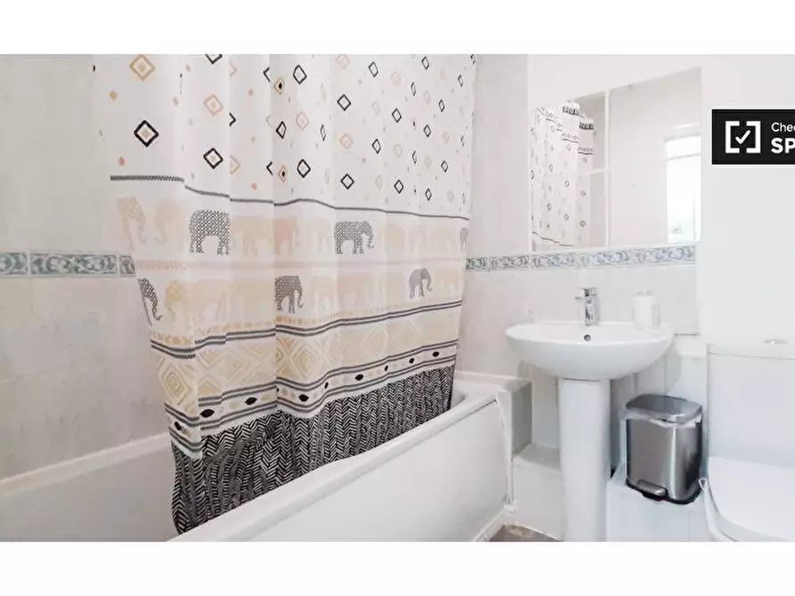 Immagine 8 di Appartamento in affitto  in Fairway Dr a Eltham