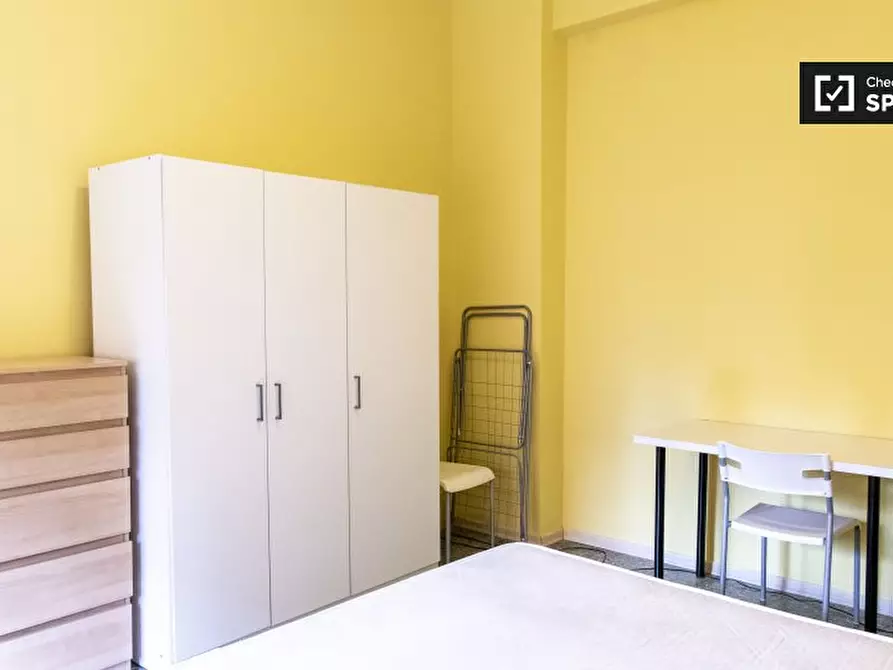 Immagine 4 di Camera condivisa in affitto  in Via Giulio Aristide Sartorio, 00147 Roma RM, Italy a Roma