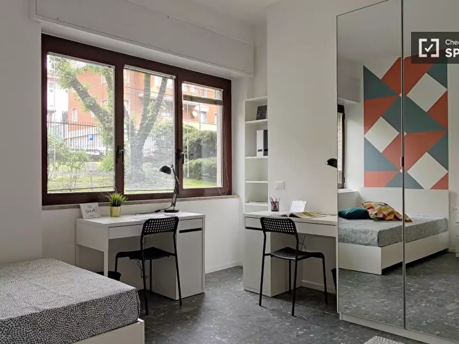 Immagine 19 di Camera condivisa in affitto  in Via Monte S. Genesio a Milano