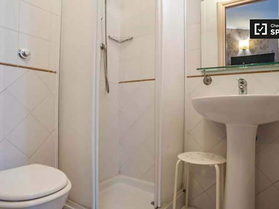 Immagine 18 di Camera condivisa in affitto  in Via Gaeta, 00185 Roma RM, Italy a Roma