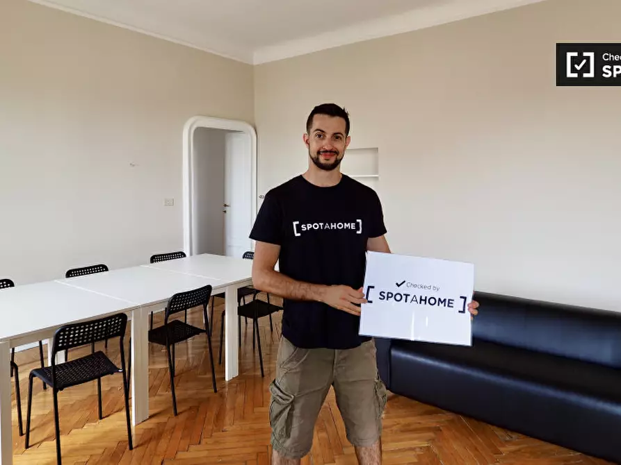 Immagine 6 di Appartamento in affitto  in Via Castelfidardo a Milano