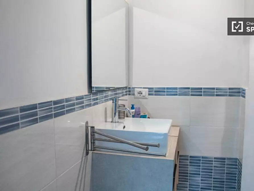 Immagine 4 di Appartamento in affitto  in Via degli Orti della Farnesina a Roma