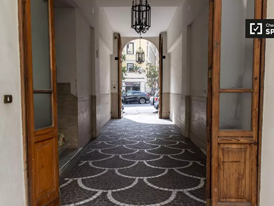 Immagine 19 di Camera condivisa in affitto  in Via Salaria a Roma