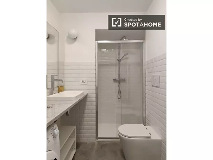 Immagine 7 di Ufficio in affitto  in Viale Bligny a Milano