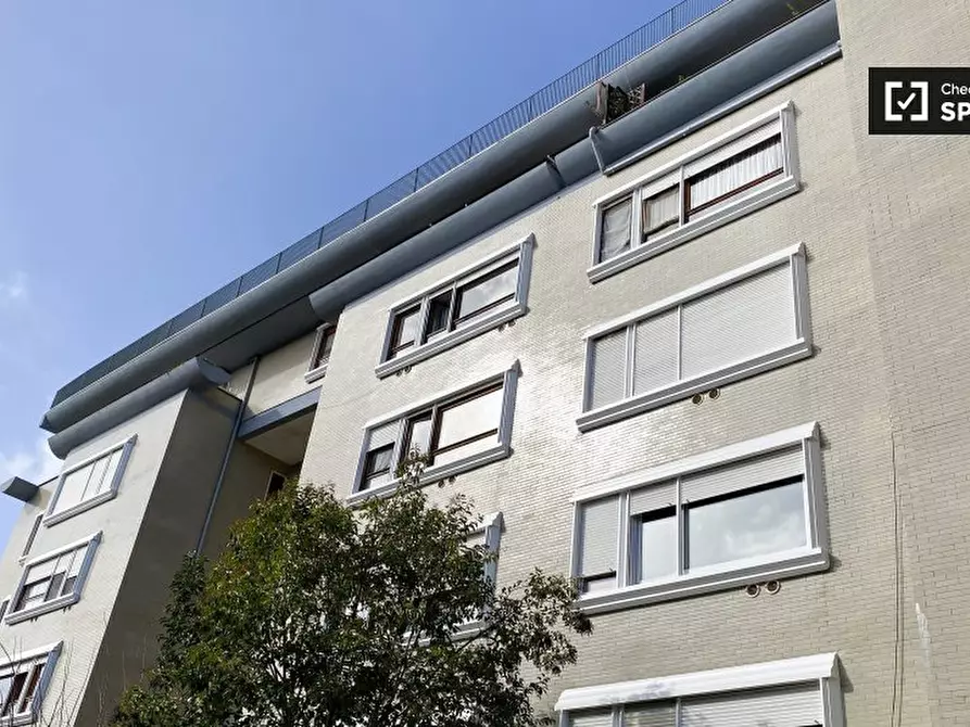 Immagine 19 di Appartamento in affitto  in Via Bogliasco a Roma